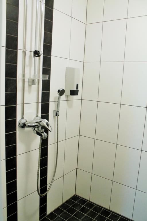 קובולה Hotel Turistihovi מראה חיצוני תמונה